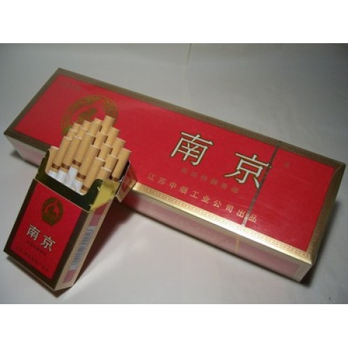 Cigarettes de marque chinoise rouge Nanjing